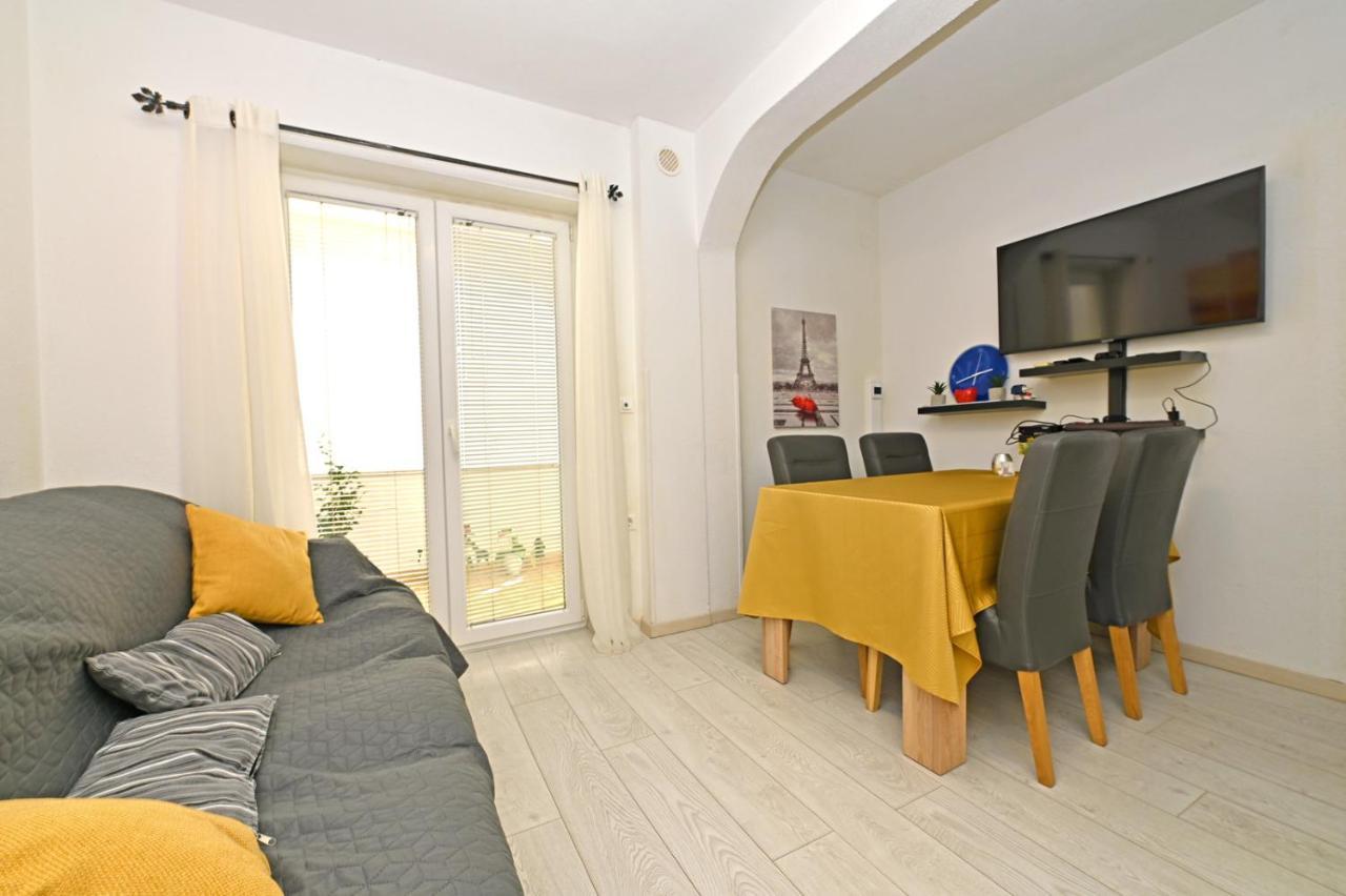 Apartman Blaz Apartment Porec Exterior photo